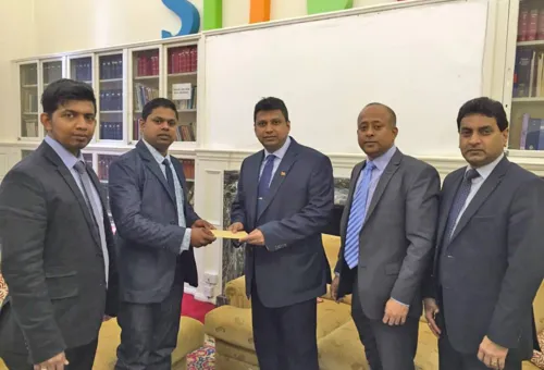 ලන්ඩනයේ දෝංකාර දෙන අපේ කළා අසිරිය...