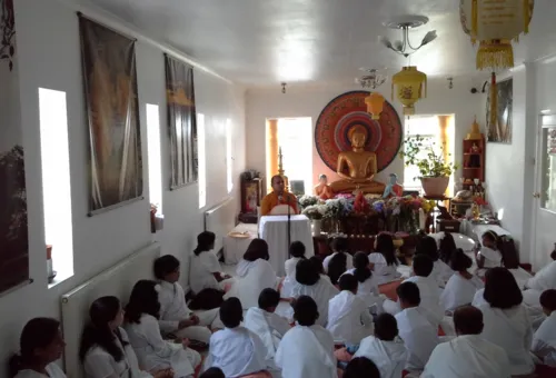 Children’s Vesak Celebration at Jethavana Buddhist Vihara Birmingham 2016