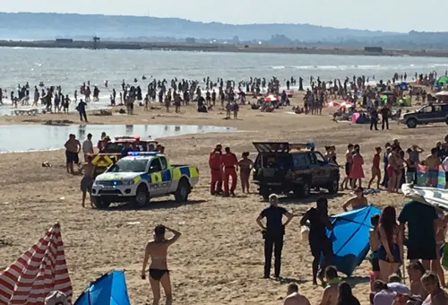 [Photos] Five men who died at Sussex beach were 'Sri Lankan' friends Nitharsan, Kobi,...
