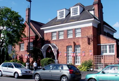 ලන්ඩන් විහාරයට අවුරුදු 90 යි.