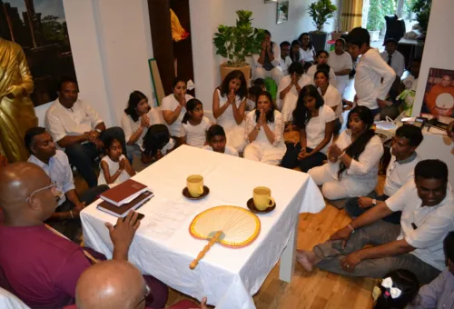 Vas Aradhana - Heathrow Athula Dassana International Buddhist Vihara