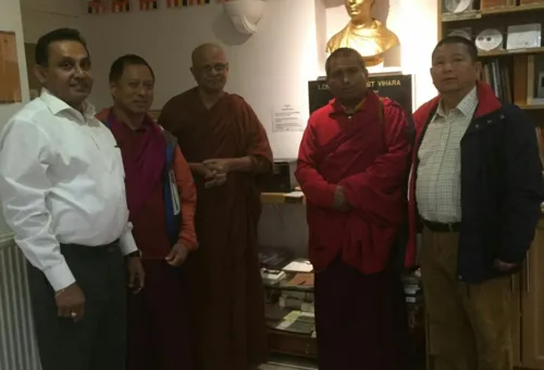 Nepalese Buddhist delegation visited London Buddhist Vihara