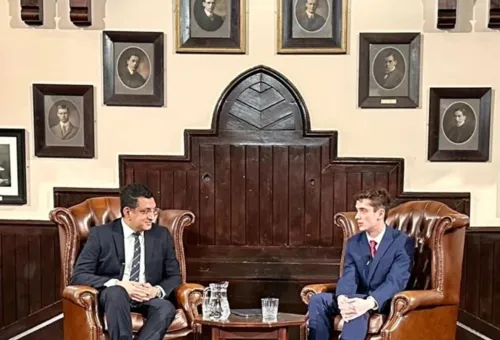 Minister of Foreign Affairs Addresses the Cambridge Union on Sri Lanka’s Path to...