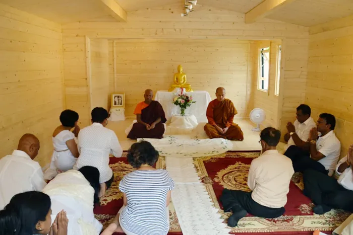 ලන්ඩන් සම්බෝධියට භාවනා කුටියක්