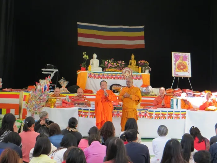 ජිනීවා පන්සලේ කඨින පිංකම