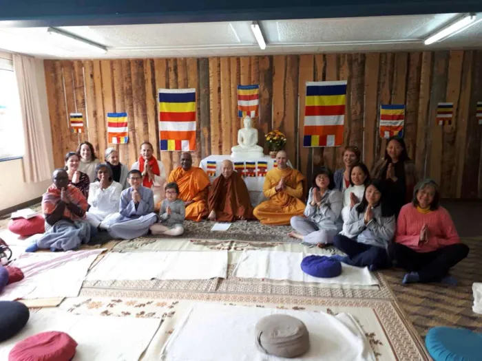 ස්ව්ට්සර්ලන්තයේ පාස්කු සමයේ විපස්සනා භාවනා වැඩ සටහන