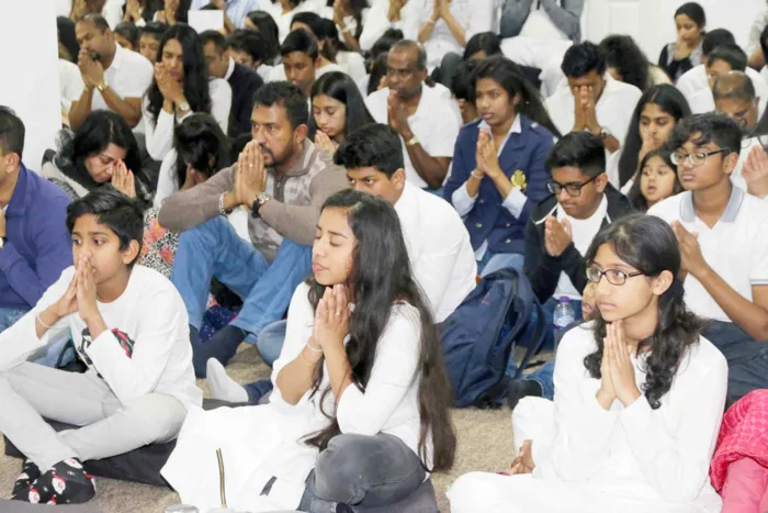 Large crowds of devotees at Kingsbury Temple on New Year's Day.