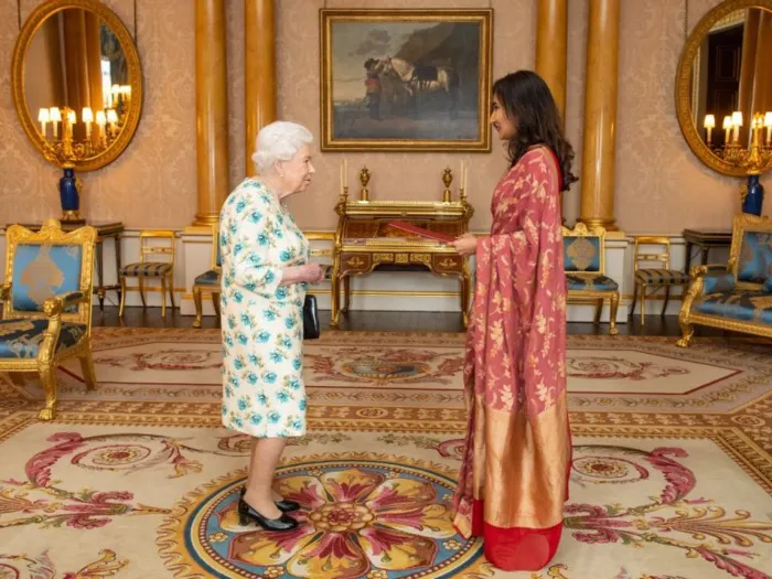 High Commissioner of Sri Lanka to the United Kingdom Saroja Sirisena presents Letters of Credence to Queen Elizabeth II