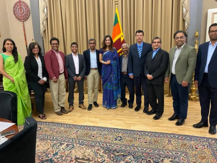 High Commissioner Saroja Sirisena meets the Executive Committee of the SLMDA-UK
