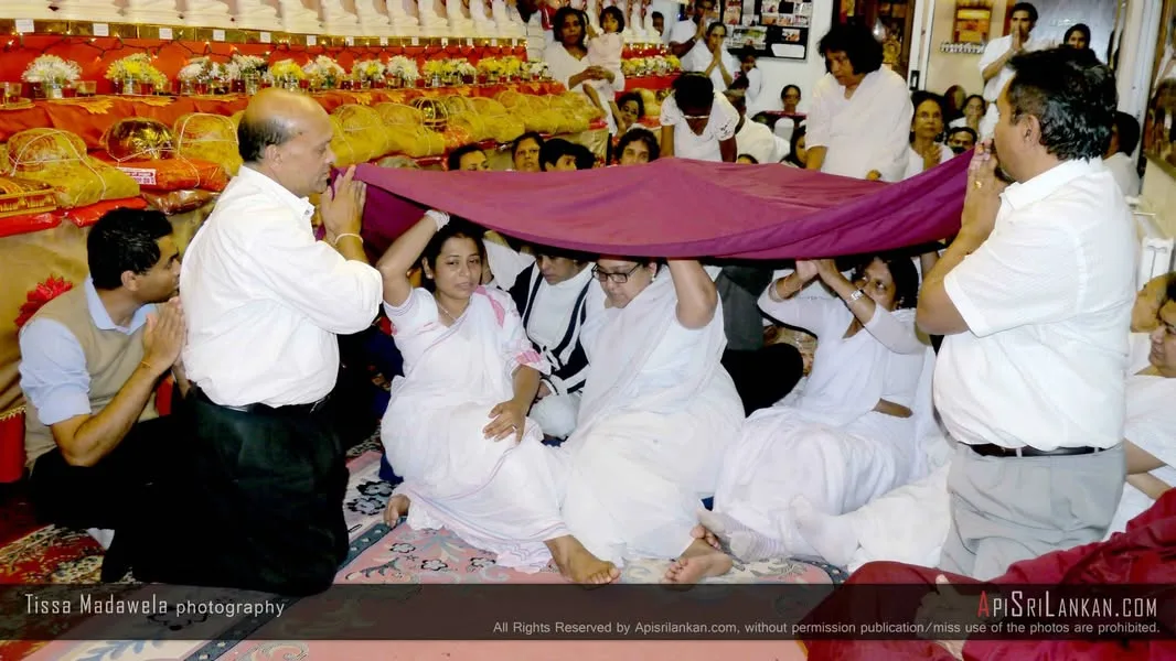 Kathina Ceremony at Sri Saddhatissa International Buddhist Centre