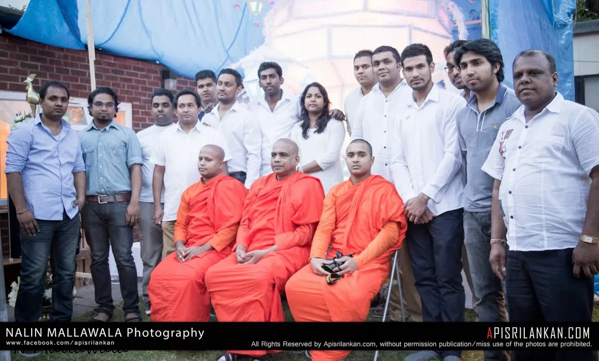 Wesak Dansela - London Thames