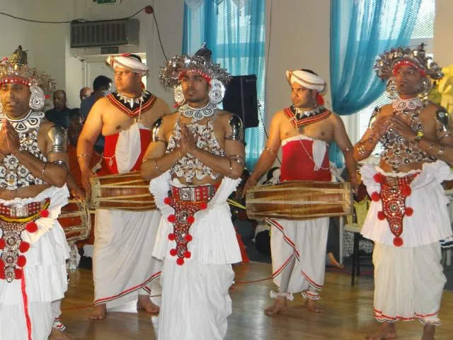 London Dewol Maduwa - 2015