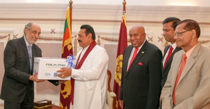 Sri Lanka Contributes 1 Million Surgical Gloves to WHO in Global Fight Against Ebola Outbreak