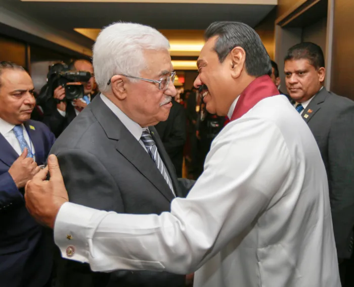 President Rajapaksa hands over US$ 1million donation to Palestine.