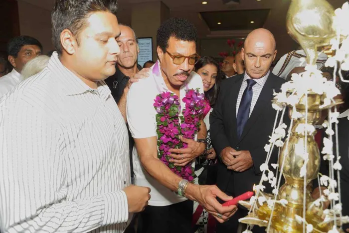 Lionel Richie says thank you Sri Lanka