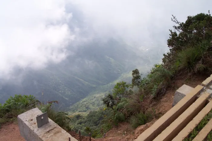 Dutch tourist who fell off World’s End rescued