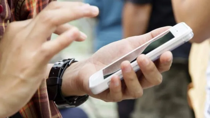 Calls to 0800 numbers now free on mobile phones and landlines