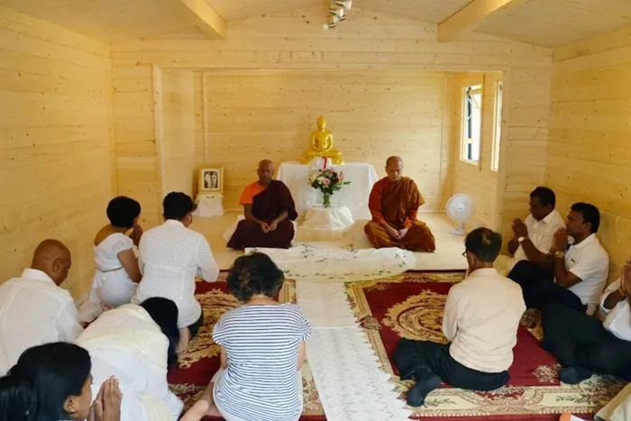 ලන්ඩන් සම්බෝධියට භාවනා කුටියක්