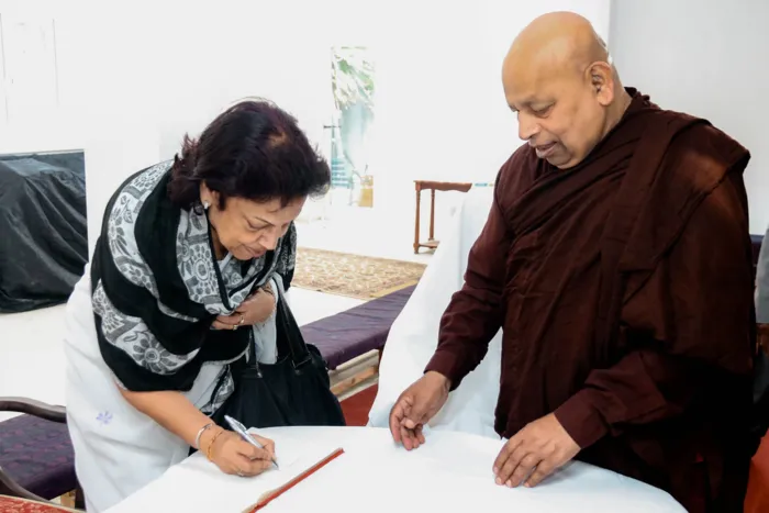 KINGSBURY TEMPLE WELCOMES NEW HIGH COMMISSIONER OF SRI LANKA