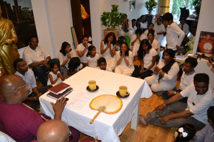 Vas Aradhana - Heathrow Athula Dassana International Buddhist Vihara