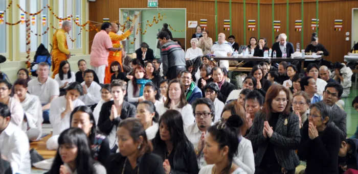 ජිනීවා කඨිණ පින්කම මෙවරත් මහ ඉහළින්