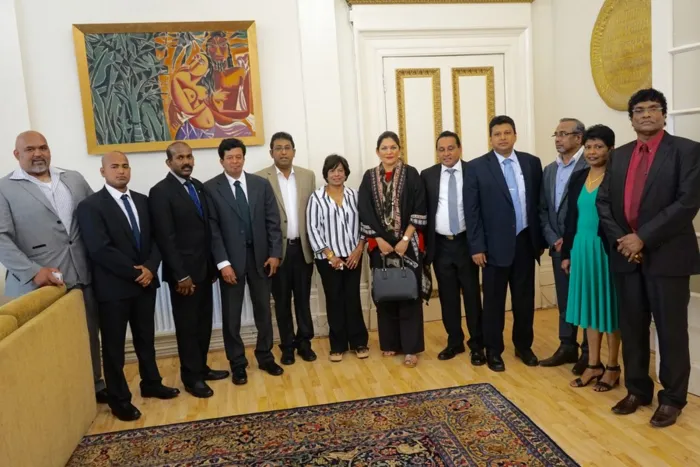 Ministry of Foreing Affairs Deputy Minister Dr. Harsha de Silva , Prime Minister's Deputy Chief of Staff parliamentarian Rosy Senanayake, Sri Lanka's High Commissioner in Britain Discussed About the EU Referendum with Janahanda Foundation