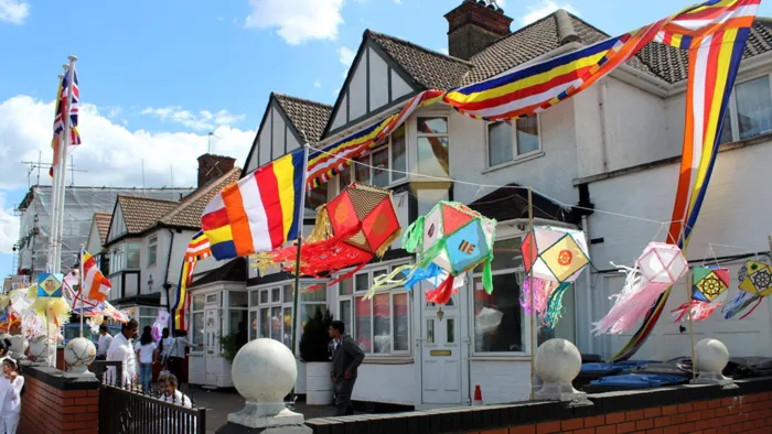 VESAK CEREMONIES AT KINGSBURY BUDDHIST TEMPLE - 2017