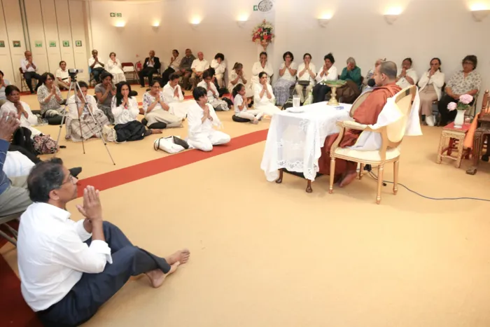 Dammassawana sermon at London Buddhist Vihara