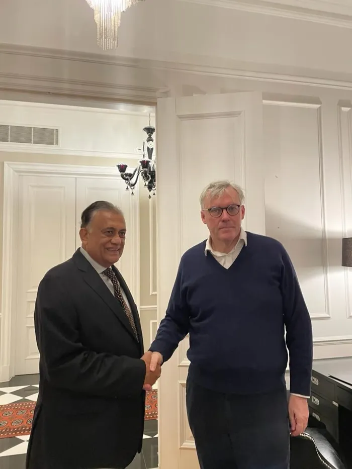 High Commissioner Rohitha Bogollagama met with the British High Commissioner to Sri Lanka Andrew Patrick