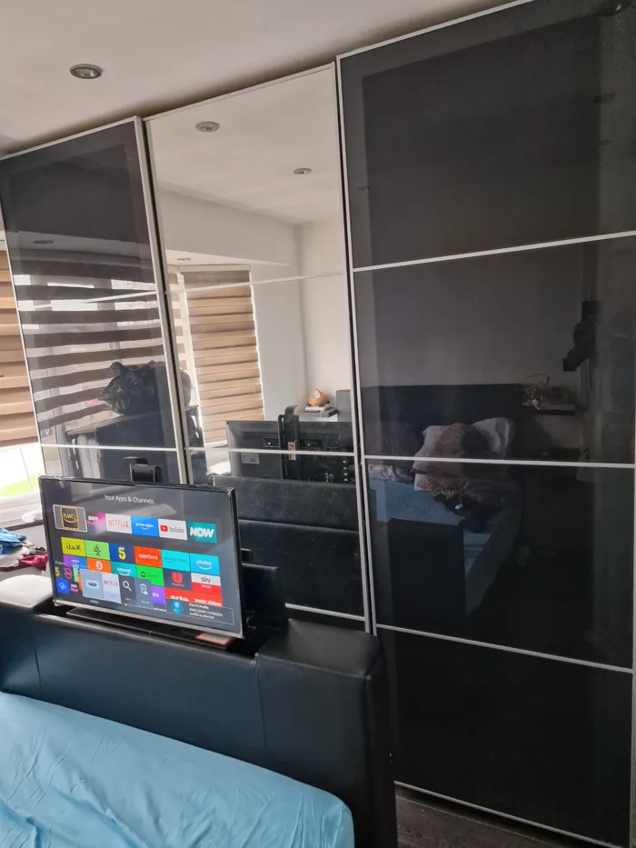 Double Room to Let in Honeypot Lane