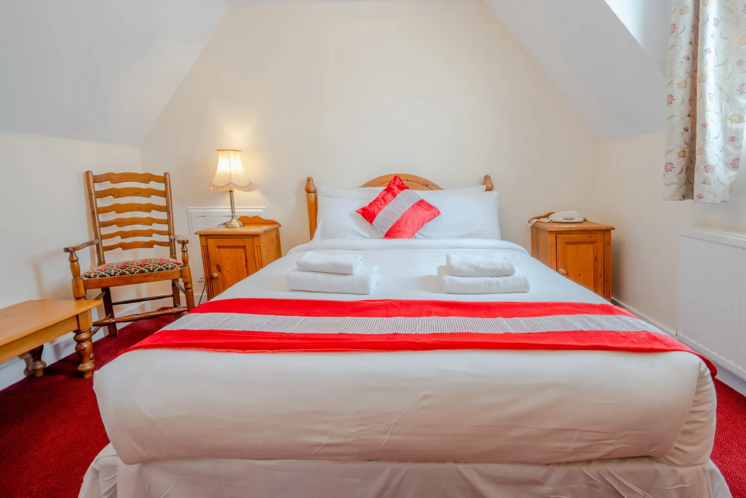 Crown Hotel Cotswolds